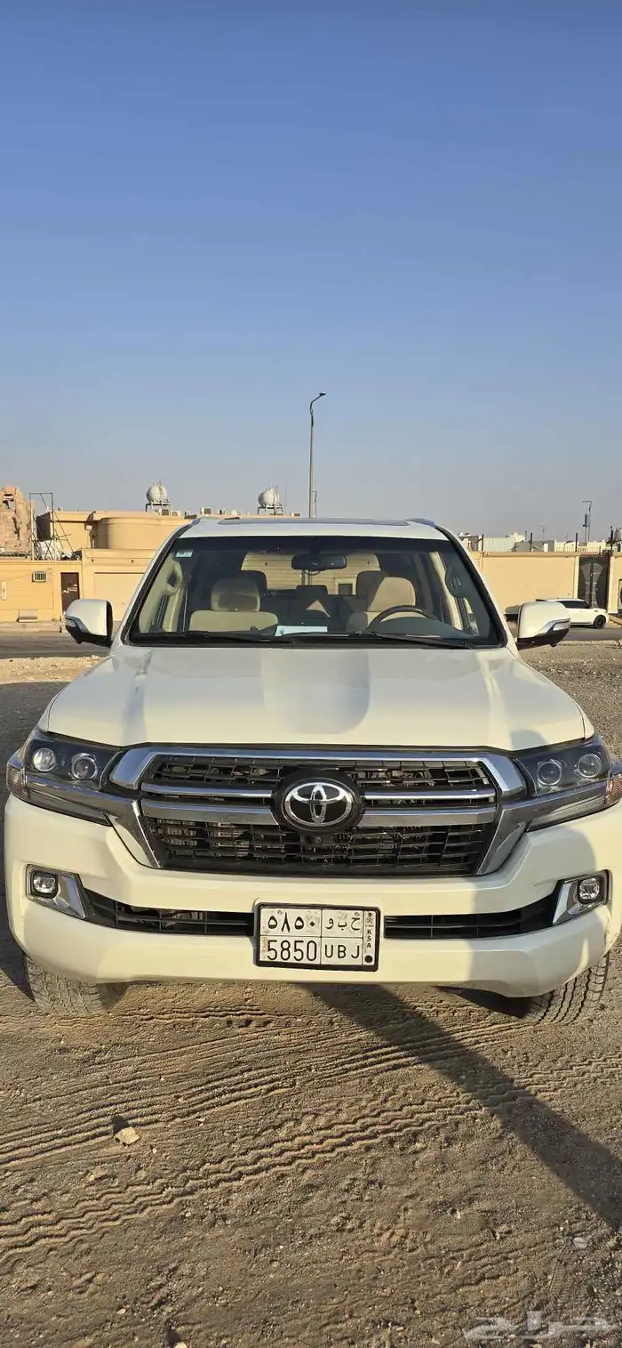 لاندكروزر تويوتا 2105 0