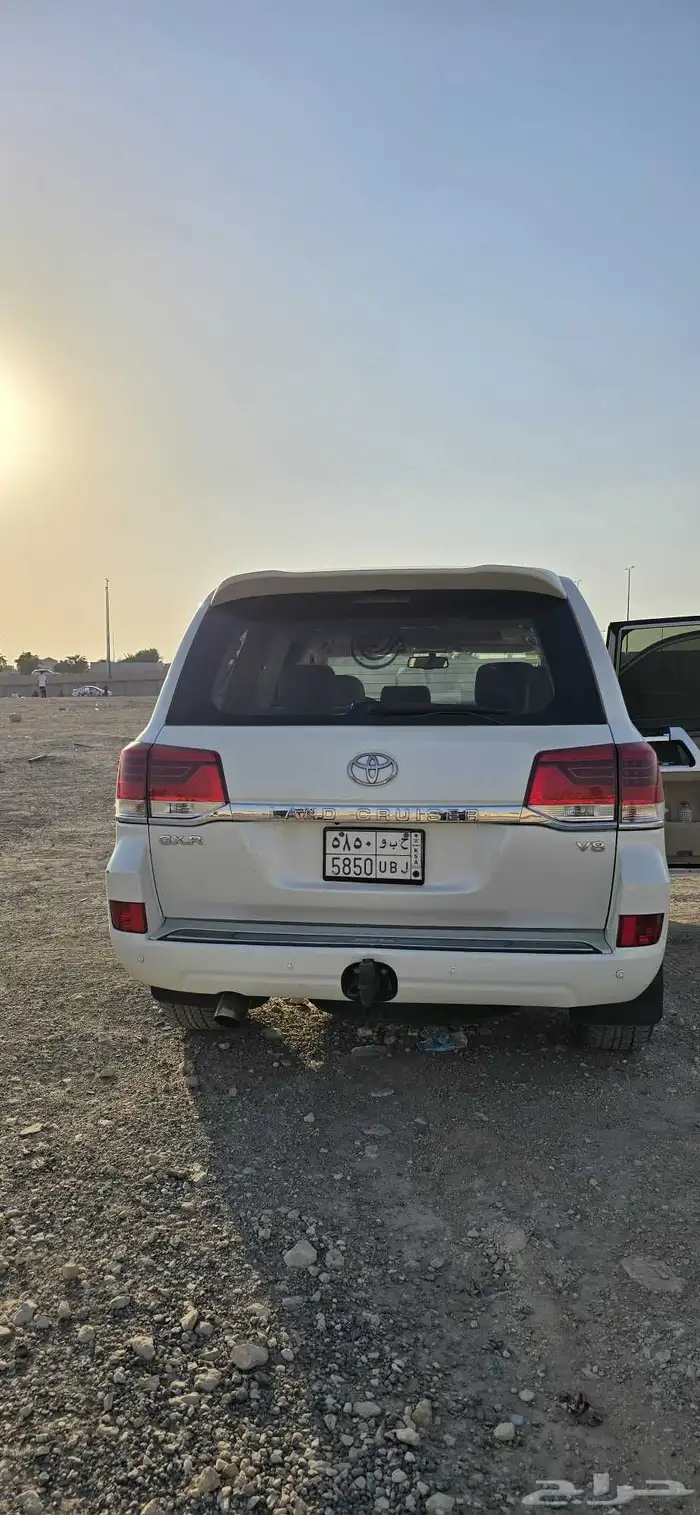 لاندكروزر تويوتا 2105 4