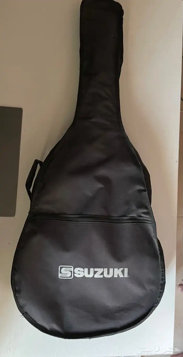 قيتار من شركه Suzuki 2