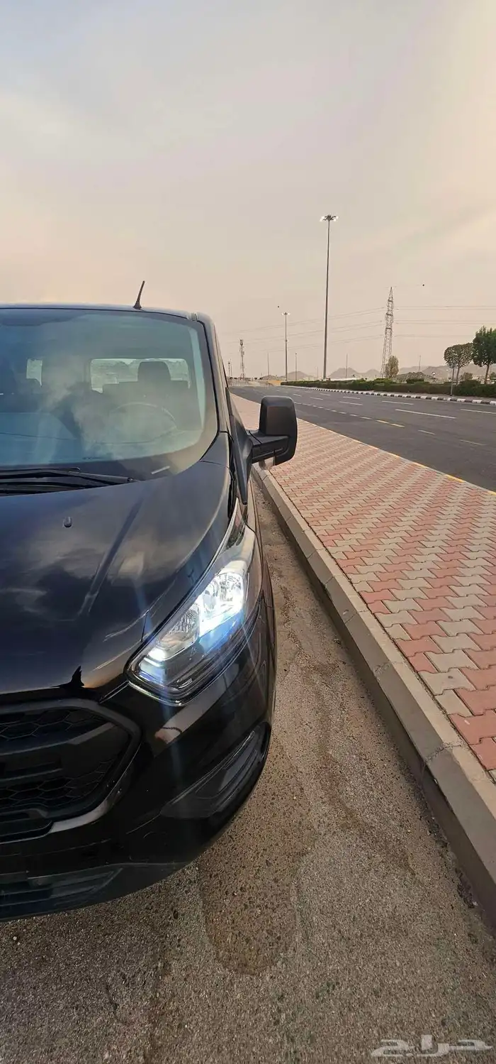 فورد فان tourneo custom 8