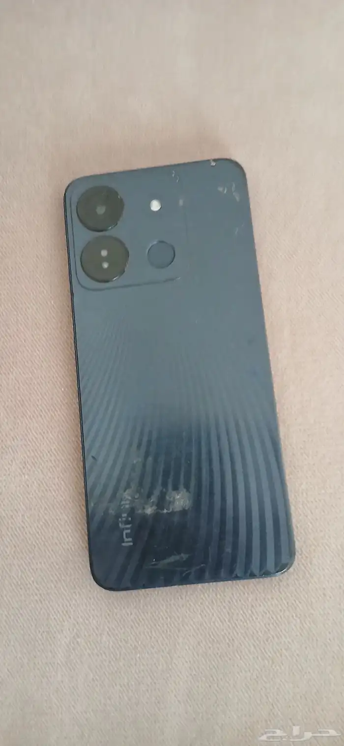 جوال انفنكس لبيع الجوال مغيرة شاشته و فيها كسر على جنب فيه ك 1