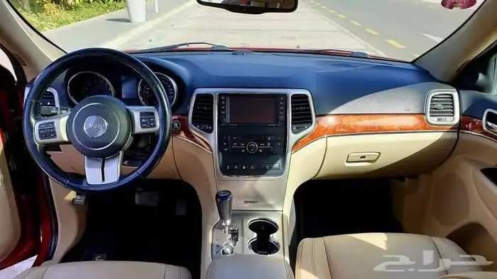 جيب جراند شيروكي بودي بلد نظيف جدا 2011 16