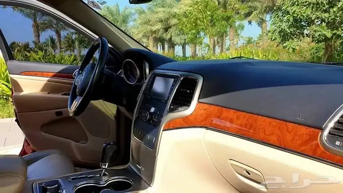 جيب جراند شيروكي بودي بلد نظيف جدا 2011 10