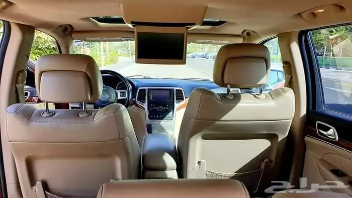 جيب جراند شيروكي بودي بلد نظيف جدا 2011 11