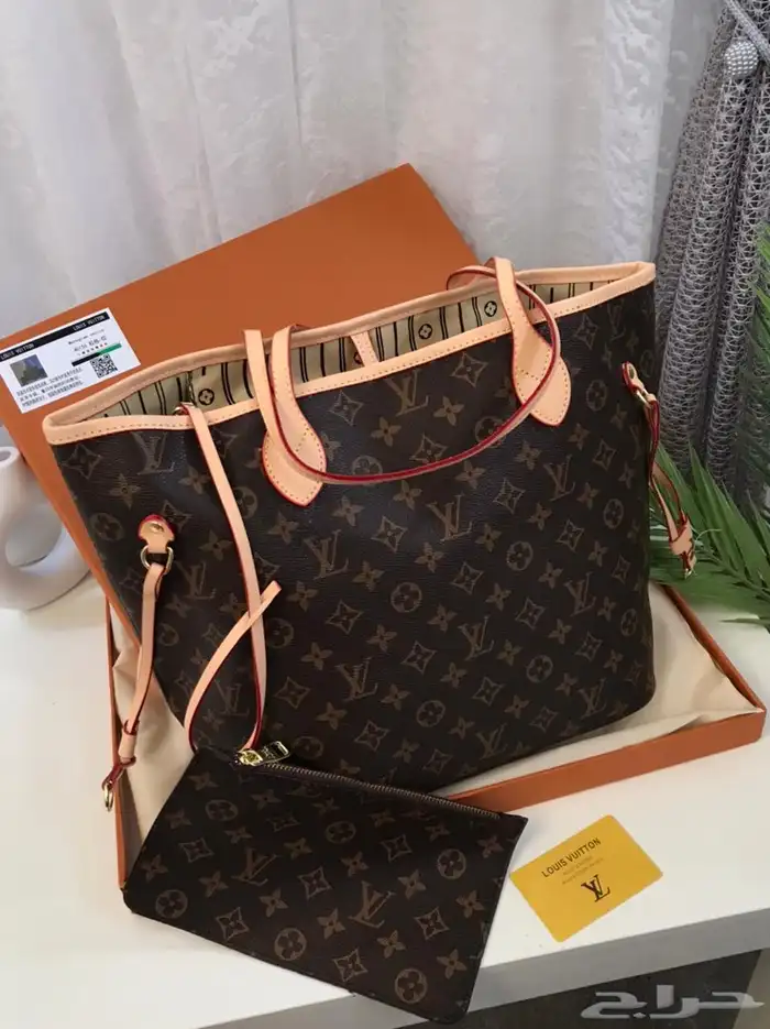 شنط ماركات درجه اولى 28