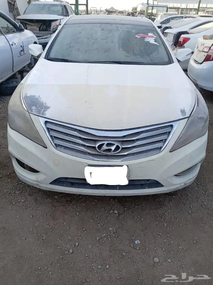 أزيرا 2012 بيع نقل أو تشليح 0