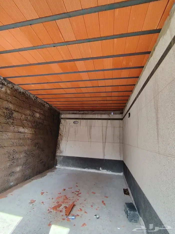 تكسير جدران وترميم معلم لياسة 2