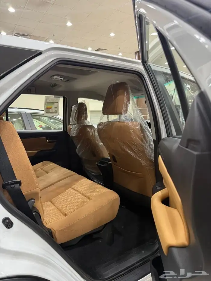 فورشنر بنزين GX2 2025 6