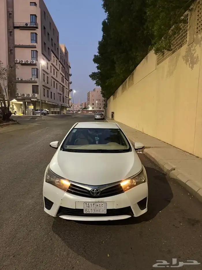 كورولا 2015 نظيف للبيع 1