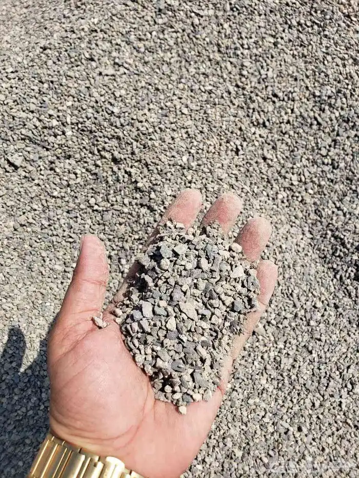 بحص للبيع 4 3 وبحص 8 3 وبحص 5 0 وبودرة وعدسيه وبيسكورس 7