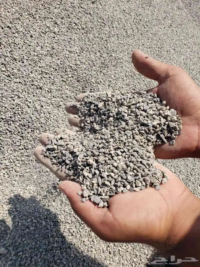 بحص للبيع 4 3 وبحص 8 3 وبحص 5 0 وبودرة وعدسيه وبيسكورس 4