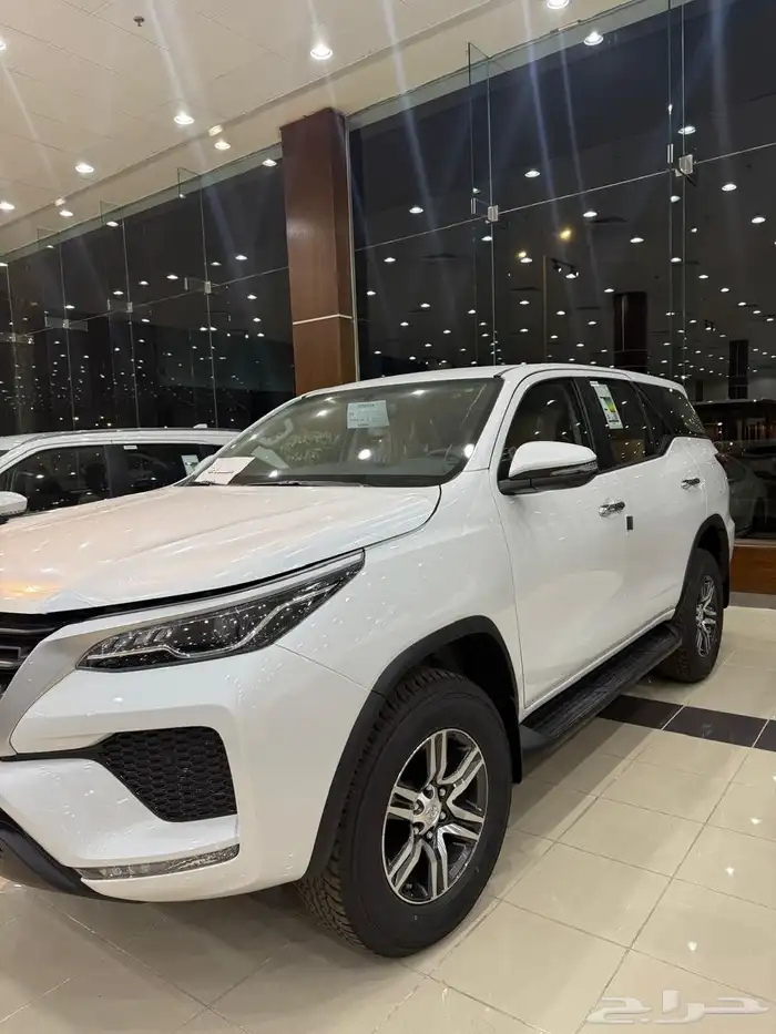 فورشنر بنزين GX2 2025 8