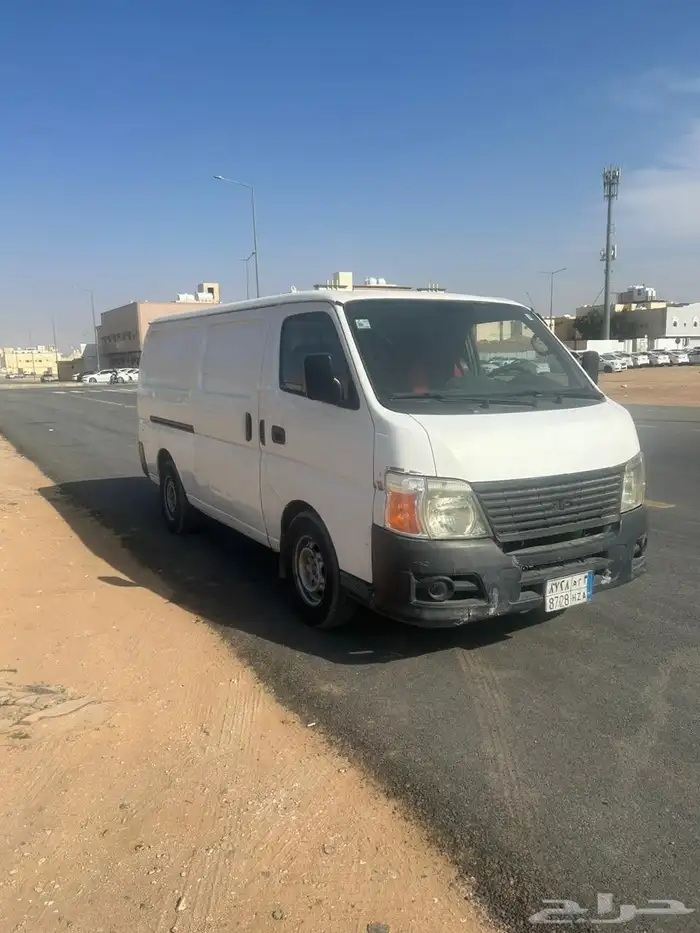باص نيسان ارفان للاجار لنقل البضاعة 1