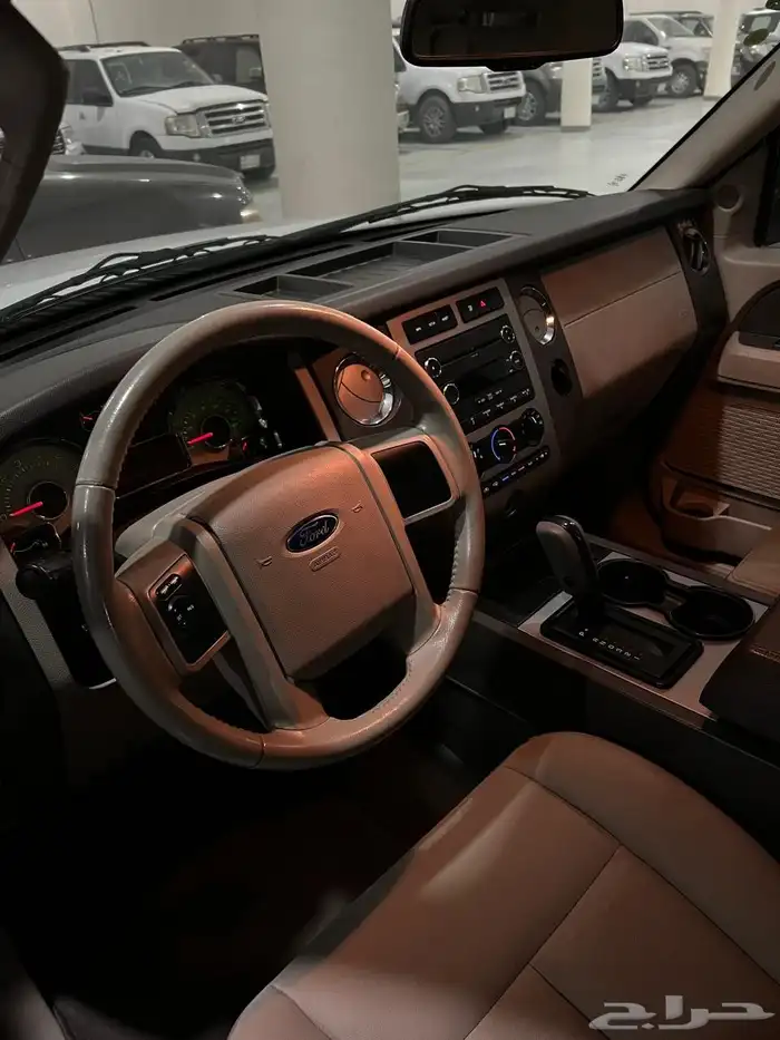 للبيع اكسبدشن 2013 محركات على الشرط فحص جديد كفرات جديده 4