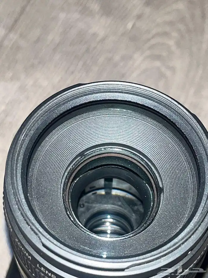 عدسة كمرا كانون تكبير. نظيفة استخدام بسيط تكبير 75-300mm 0