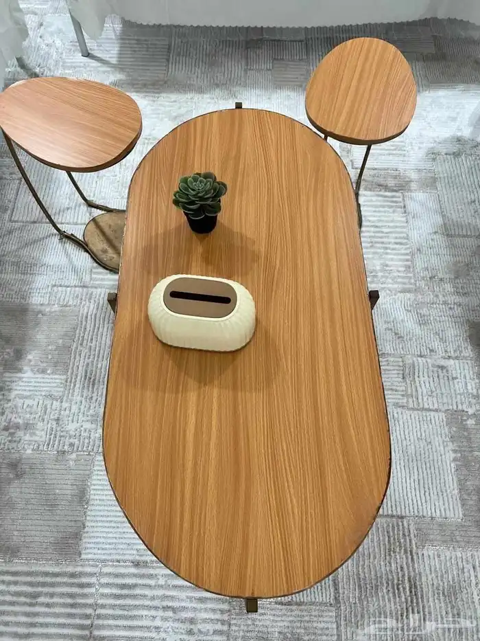 طاولة للبيع 2