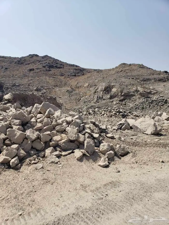 بحص للبيع 4 3 وبحص 8 3 وبحص 5 0 وبودرة وعدسيه وبيسكورس 8