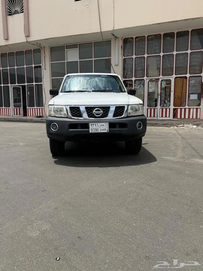 باترول 2005 عداد 127000 حكومي 6