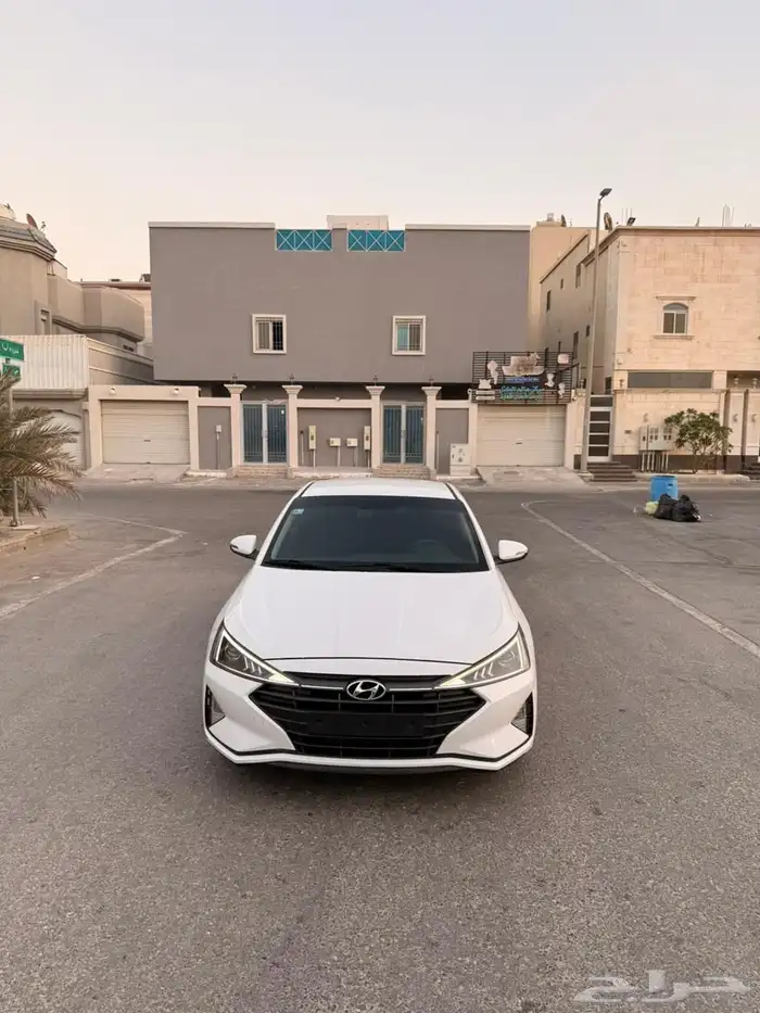 النترا ابيض موديل 2020 (افانتي) 1