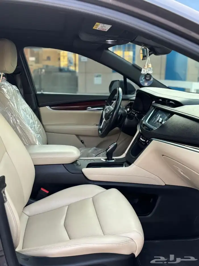 كاديلاك XT5 2019 3