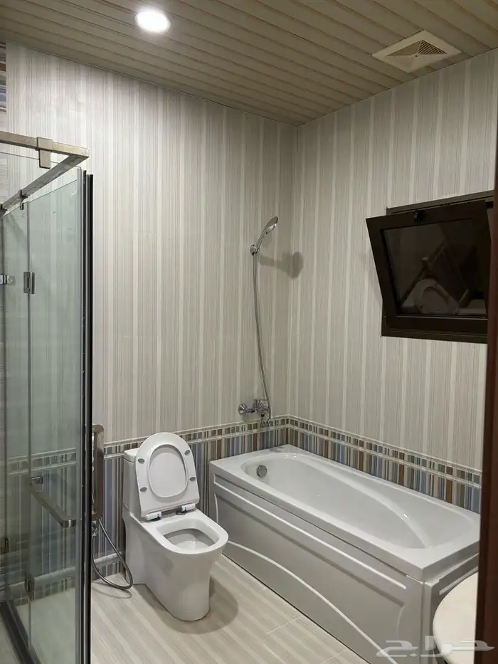 فيلا للأيجار الخبر حي العقيق 24