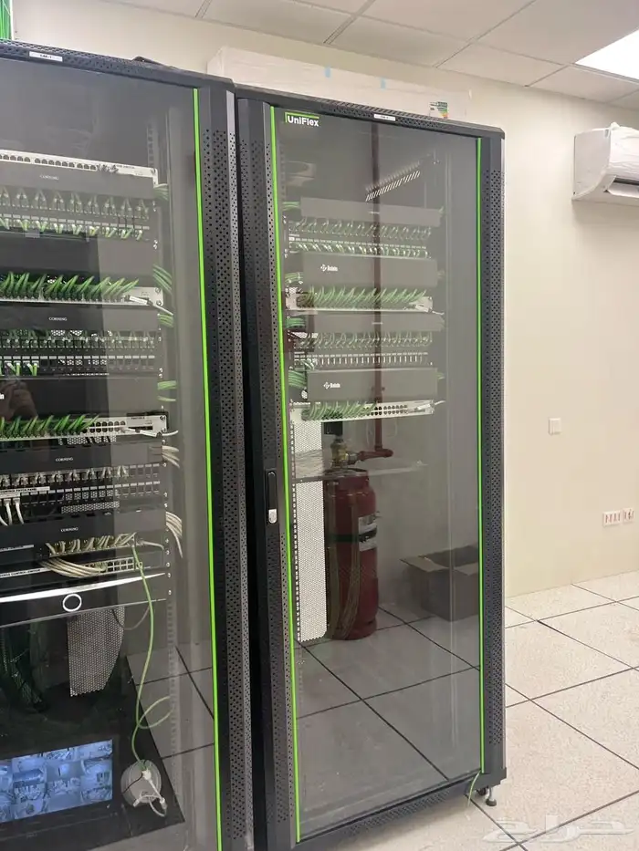 خدمة تركيب كبائن شبكية كبيرة باحترافية عالية 2