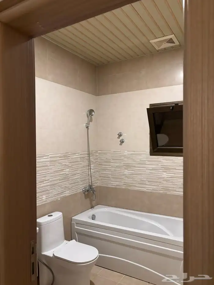 فيلا للأيجار الخبر حي العقيق 21