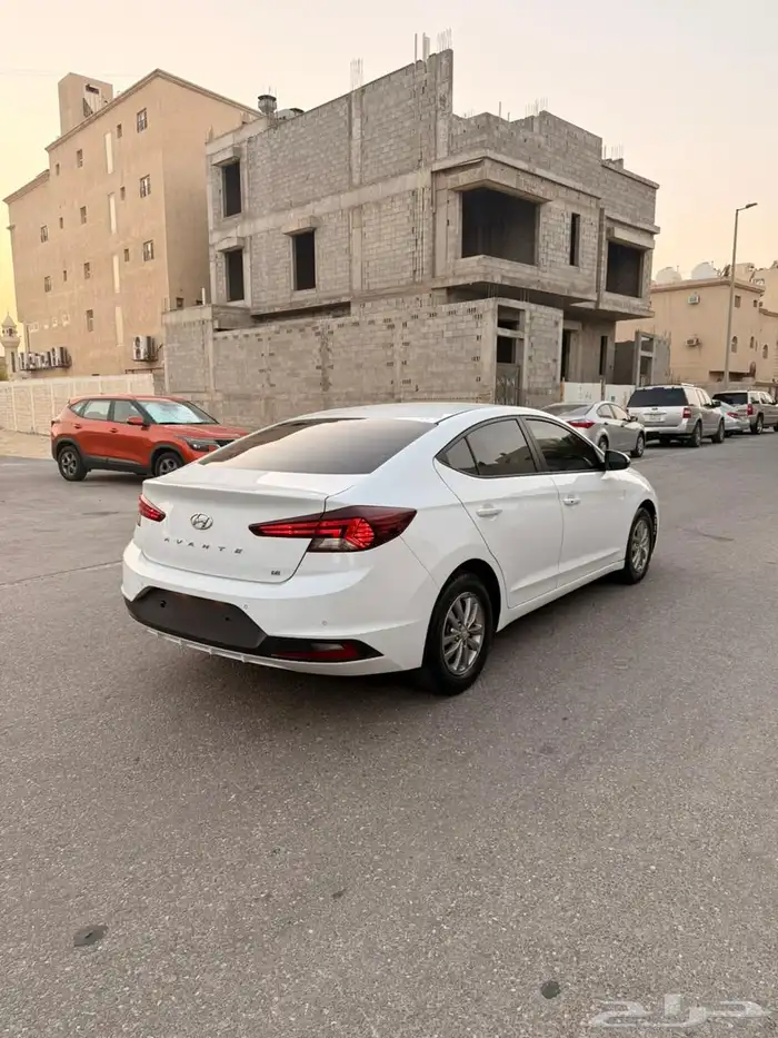 النترا ابيض موديل 2020 (افانتي) 6