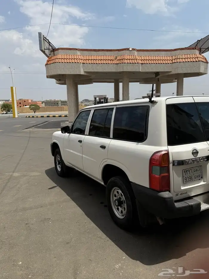 باترول 2005 عداد 127000 حكومي 3