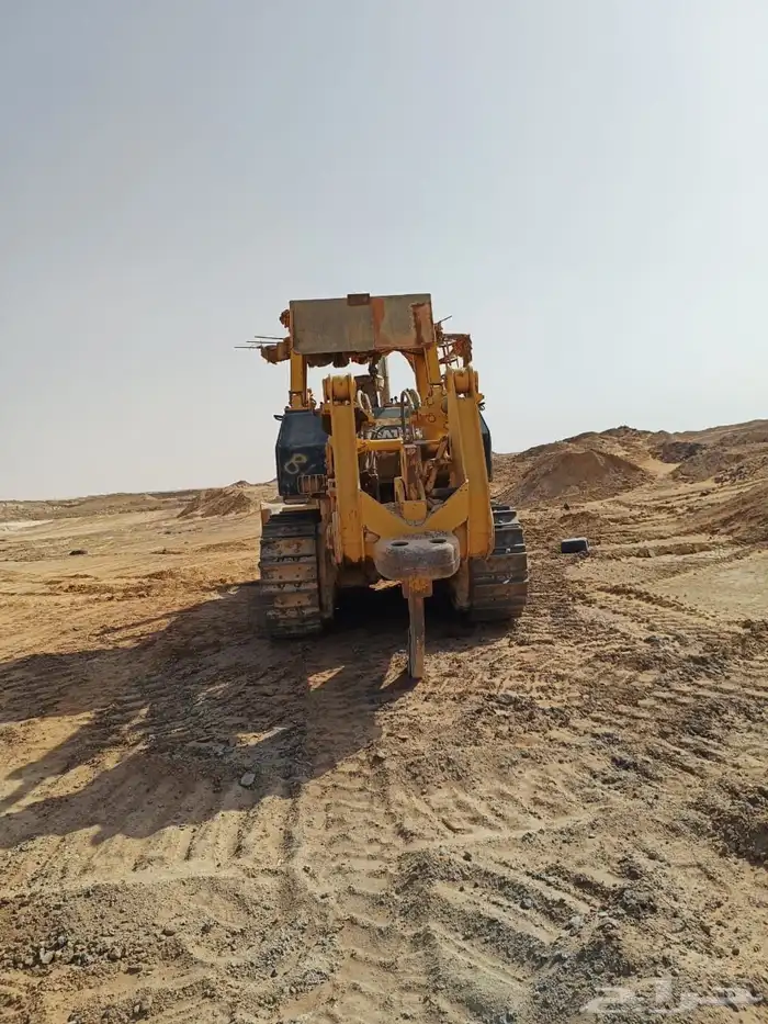 بلدوزر D155A-2 للبيع 3