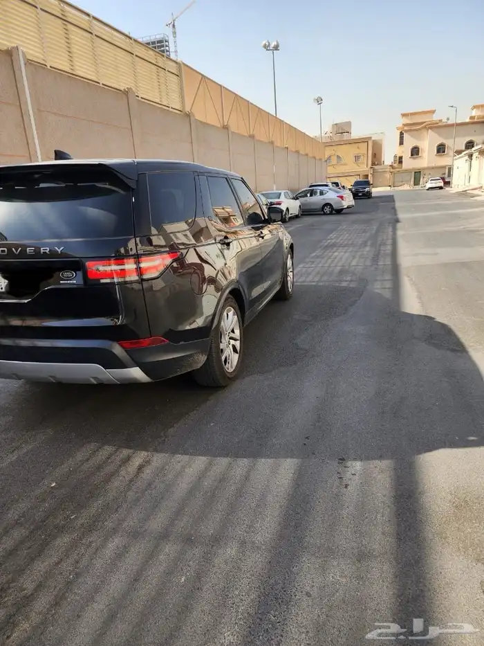 لاندروفر ديسكفري 1