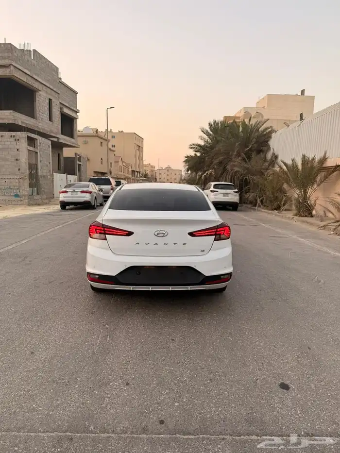 النترا ابيض موديل 2020 (افانتي) 5