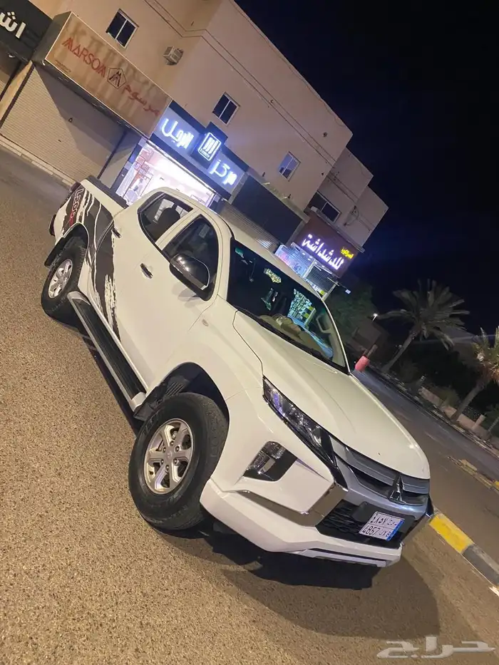ميستوبيشي حوض 2022 للبيع على يدي من الوكاله 3