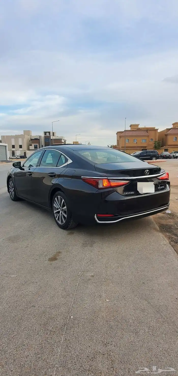 للبيع لكزس ES 250AA سعودي السعر 74 7