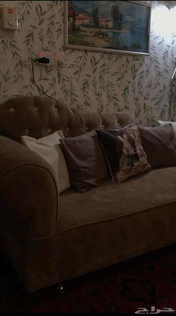 اريكة للبيع 0