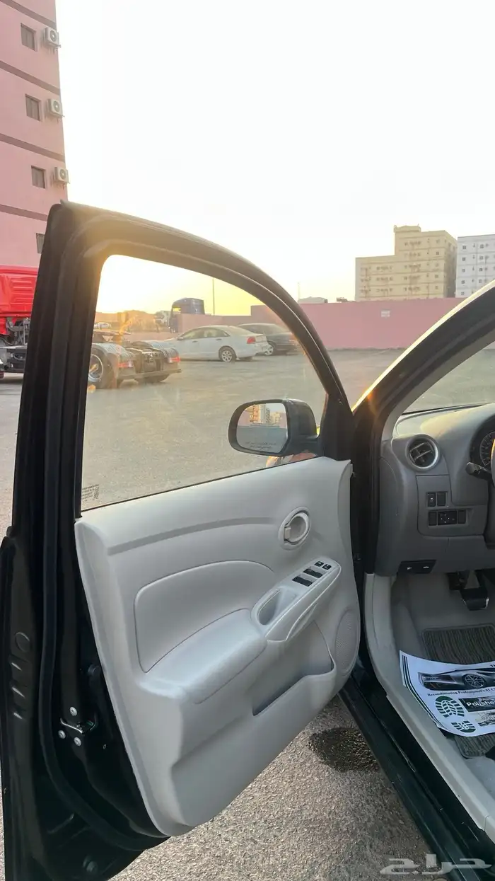 نيسان صني 2023 للبيع 10