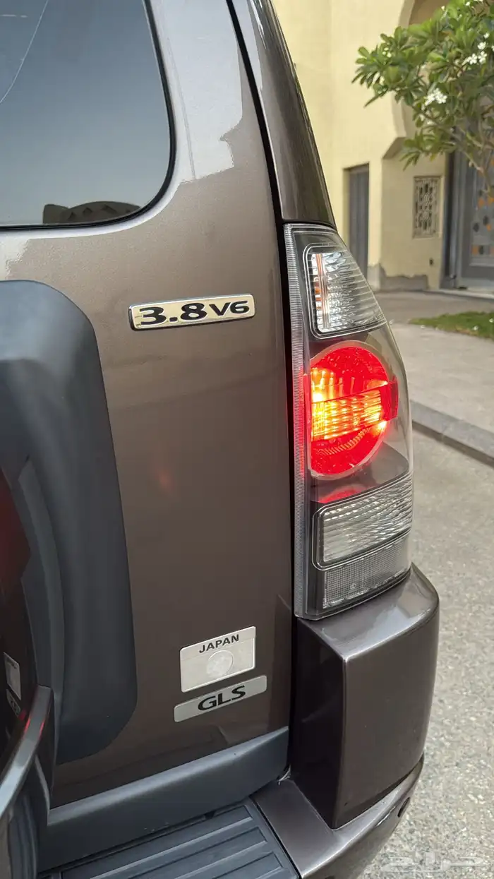 متسوبيشي باجيرو ربع 5