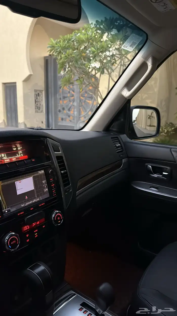 متسوبيشي باجيرو ربع 13