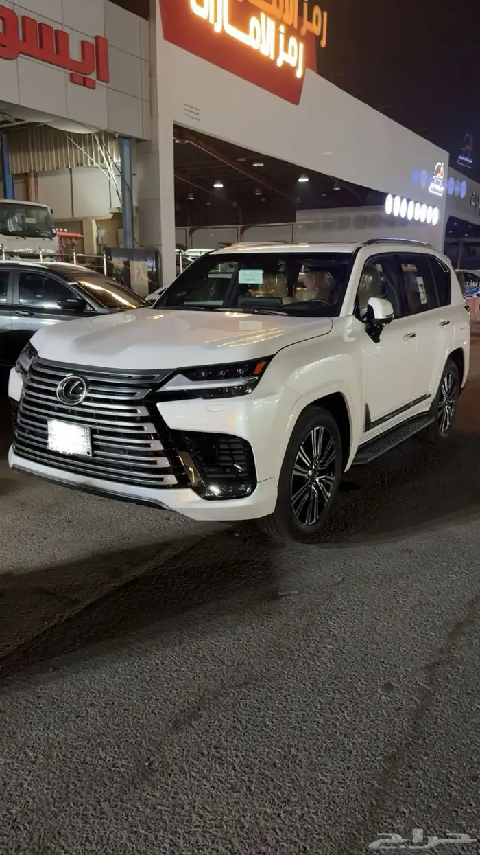 لكزس LX600 دمج جديد اصفار 2024 للبيع ب479 الف 0