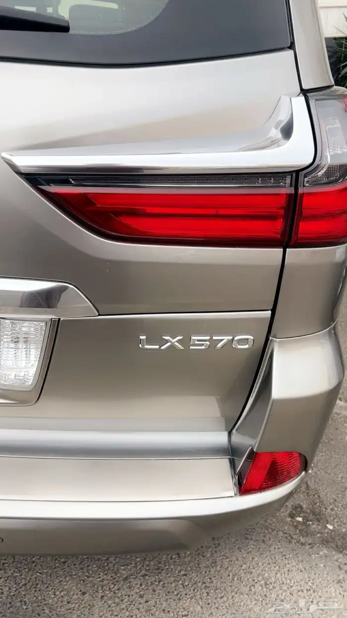 جيب لكزس LX570 موديل 2016 5