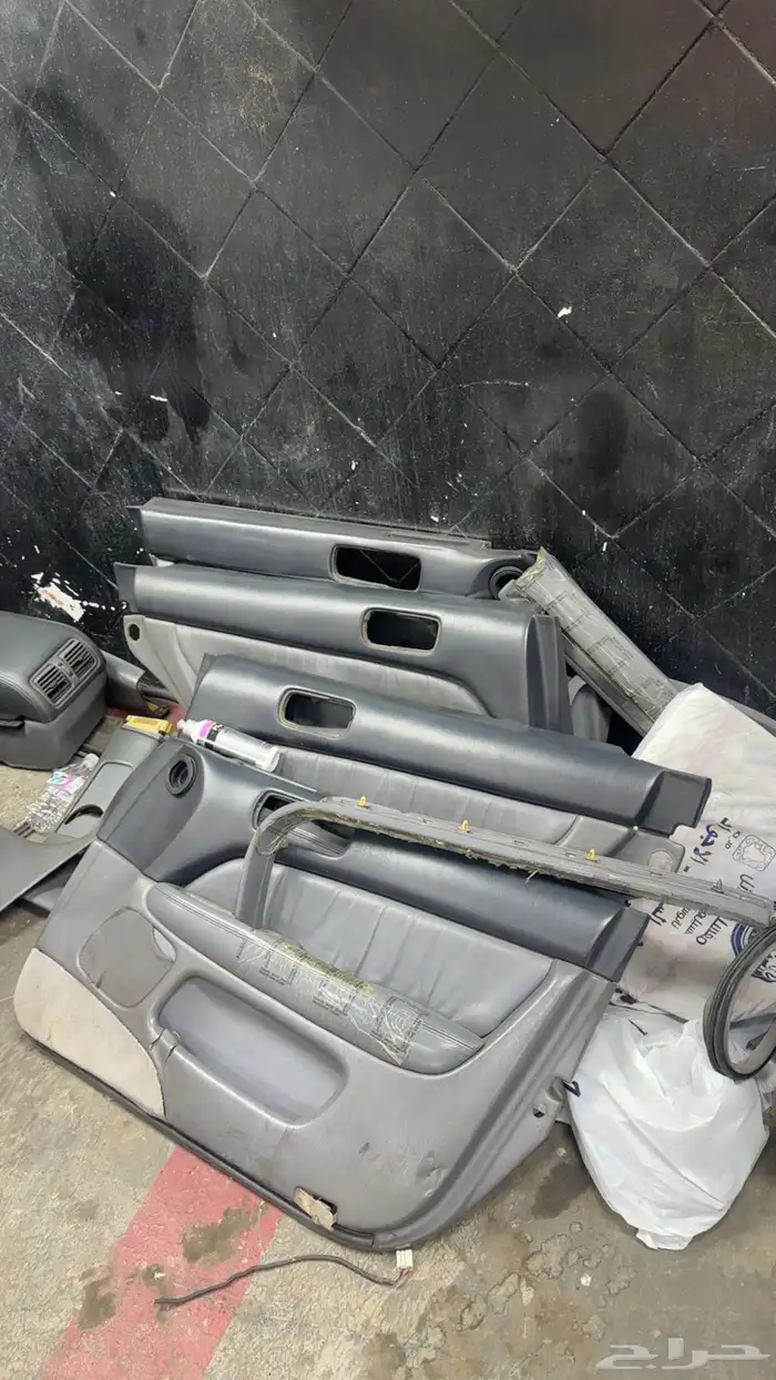 قطع لكزس 400 2