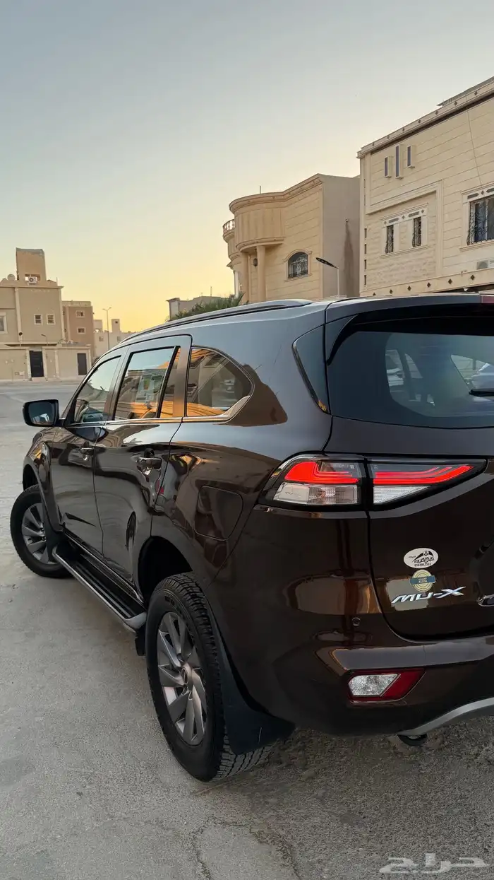 جيب ايسوزو 2022 MUX دبل ودفلك فل كامل 6