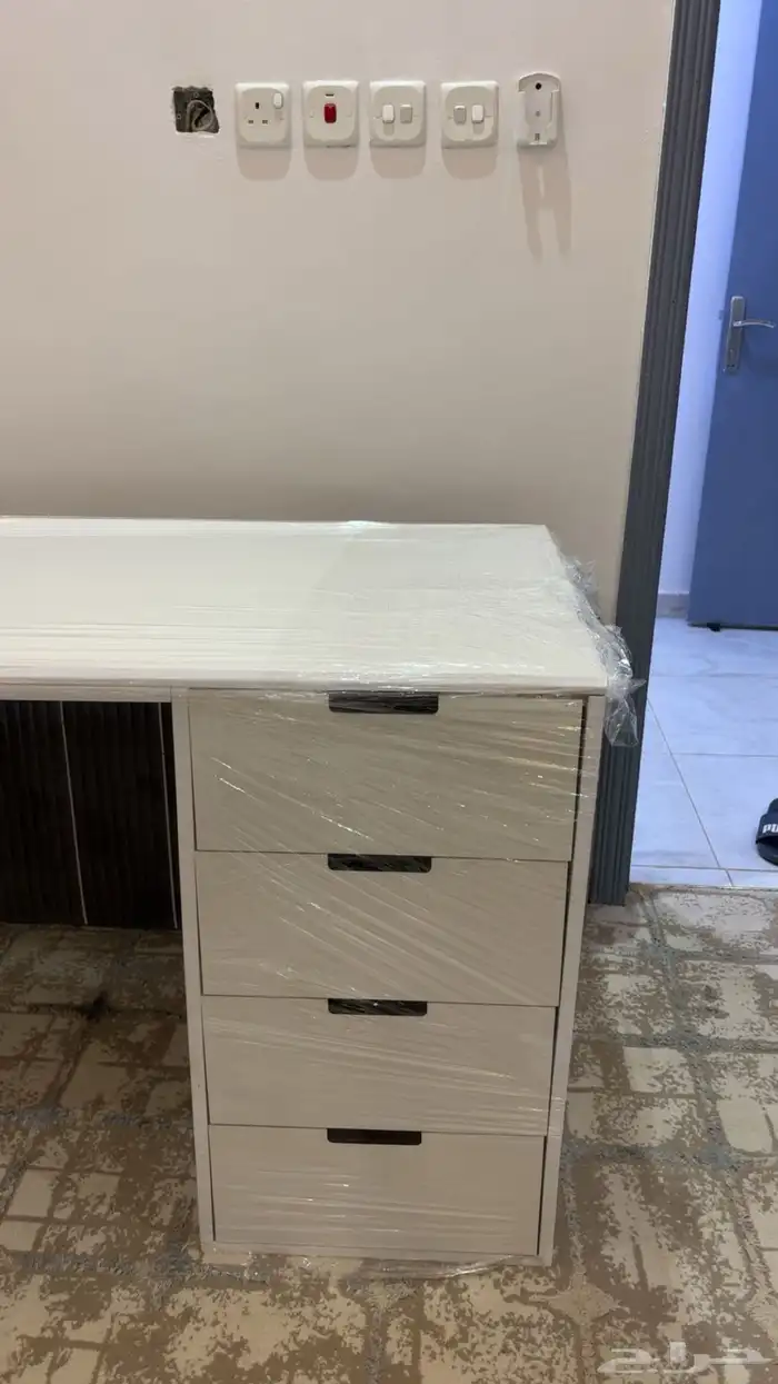 طاوله قيمنق يوجد توصيل 1