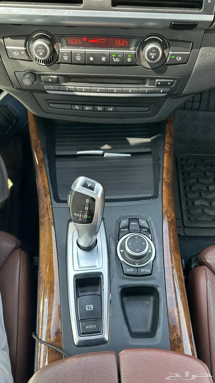 بي ام X5 2012 مصدومه صدمه بسيطه عداد 219 الف ك 16