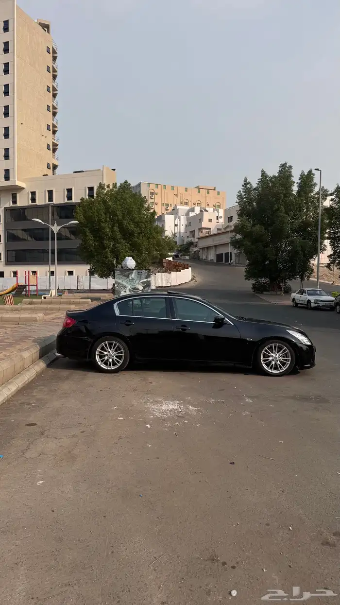 انفينتي G37 2010 2