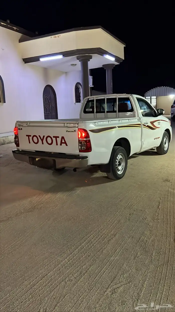 هايلكس للبيع 3