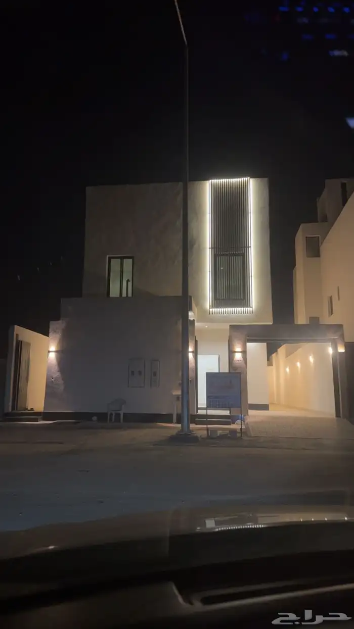 فله درج داخلي وشقتين 0