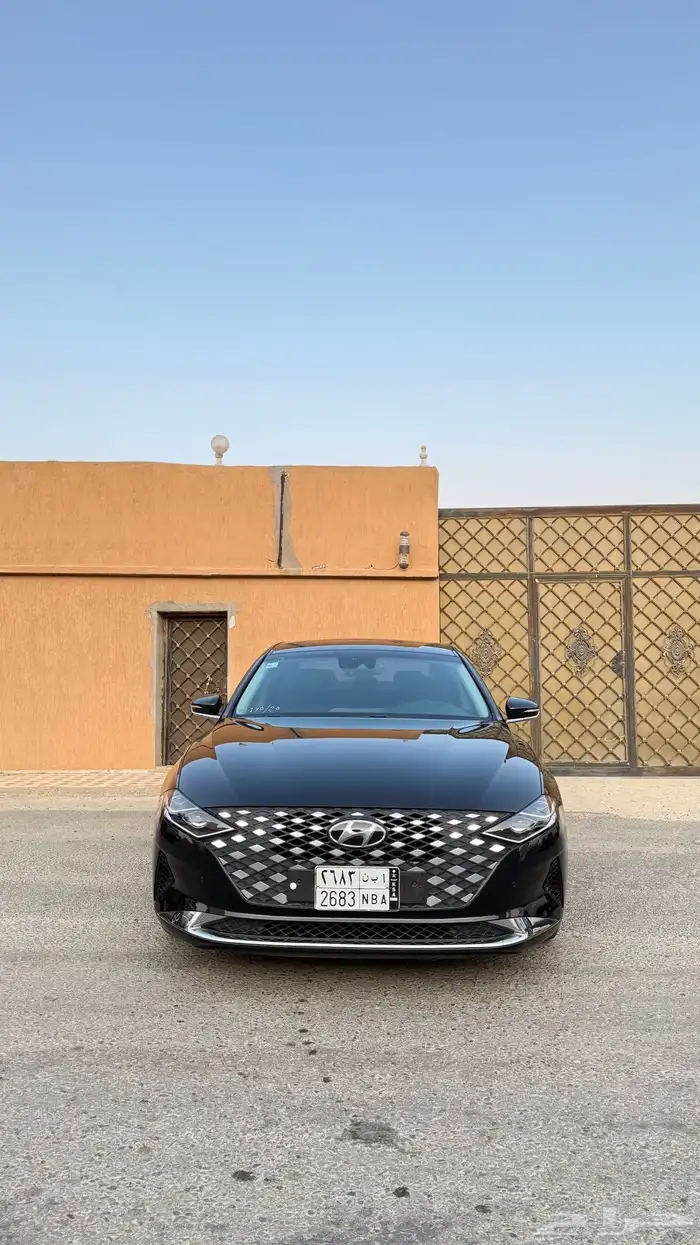 هونداي ازيرا 2020 ( بنزين) v4 بحالة الوكالة 0
