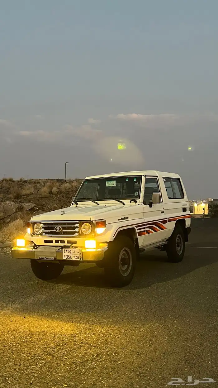 للبيع جيب فيبر حبه ونص 2002 10