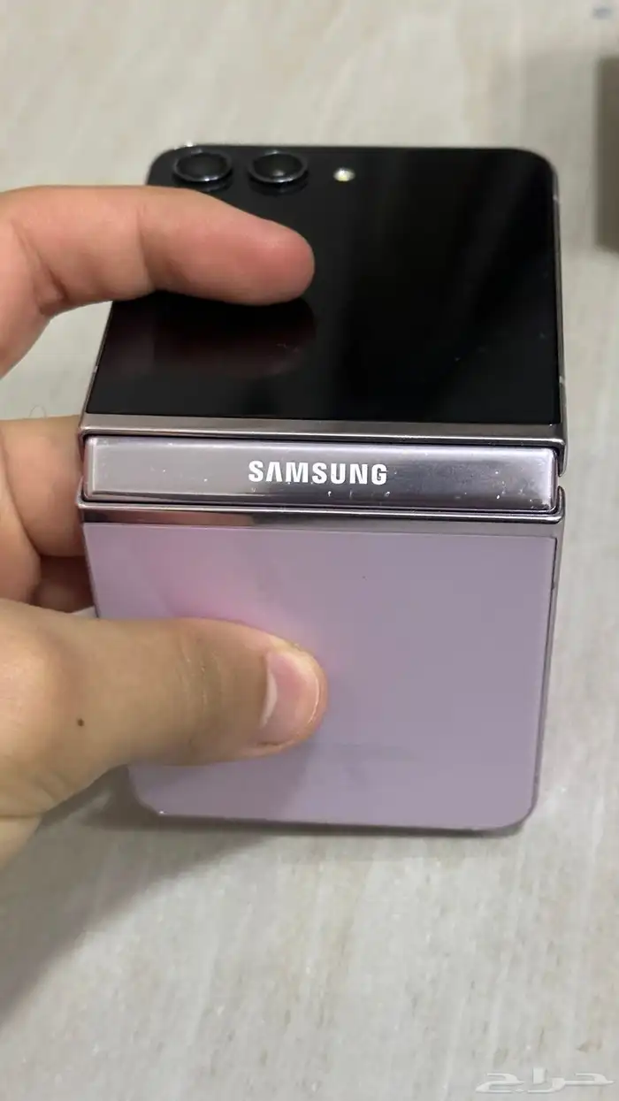 galaxy flip 5 2
